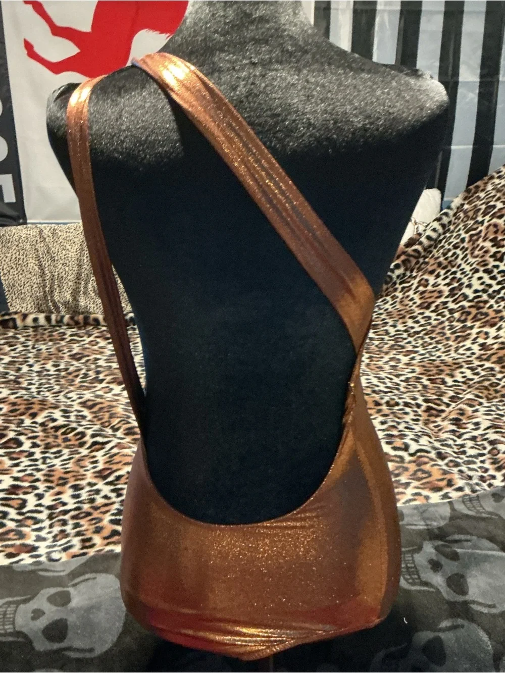 XS Sports Illustrated One-Shoulder Metallic Copper Swimsuit - Picture 3 of 3